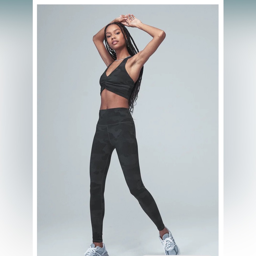 ALO High-Waist Camo Vapor Leggings